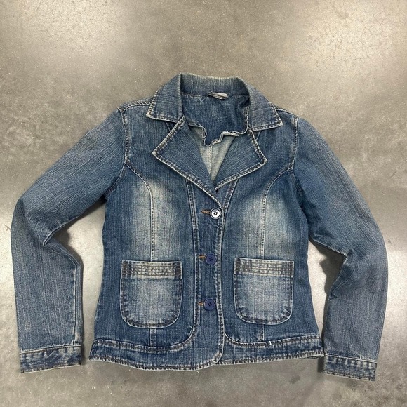 rave moda Jackets & Blazers - Rave Moda Y2K faded blue denim jacket with button-up front and pockets Size Sm